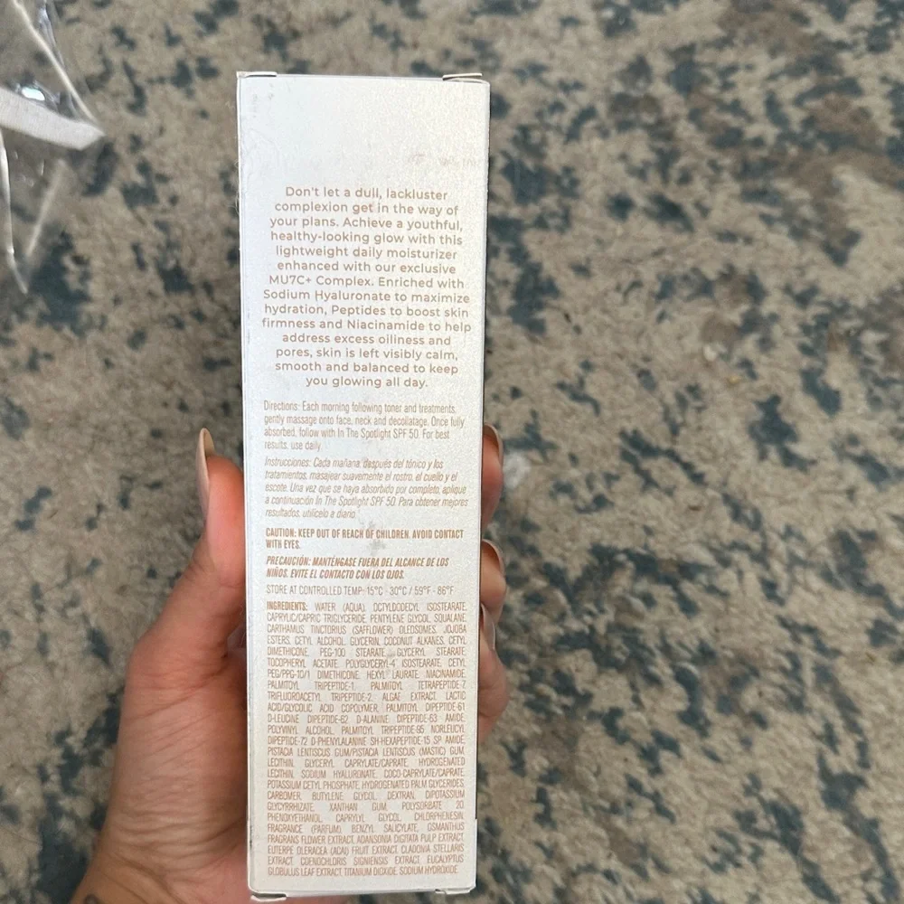 Power Lift Treatment Cream - White